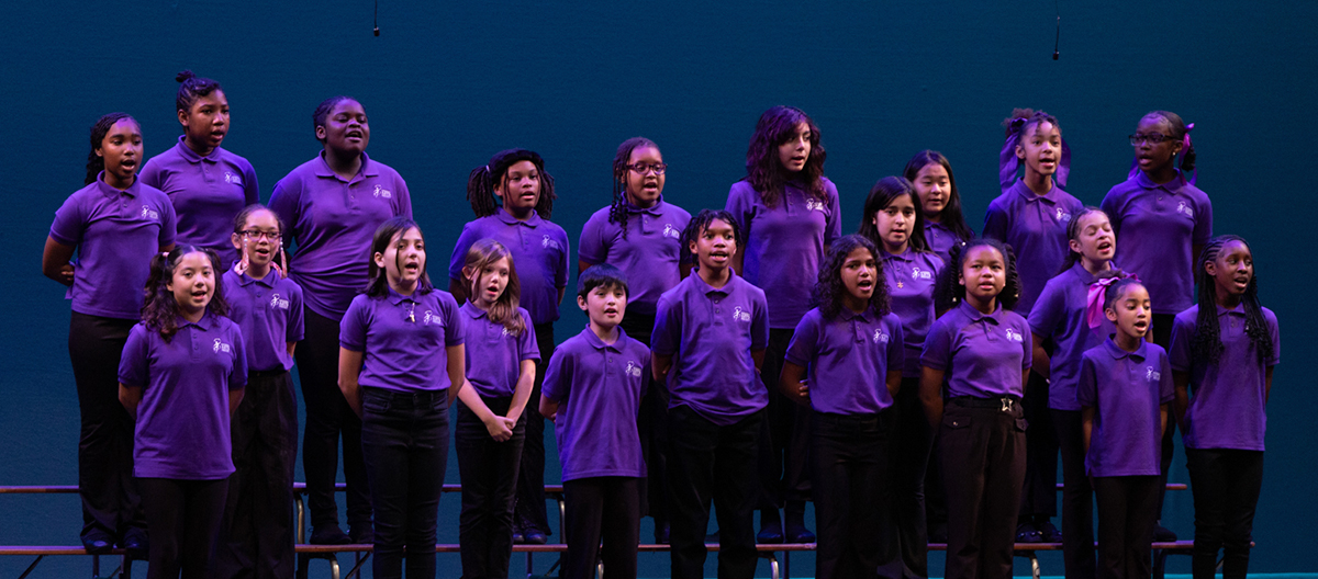 Kids Performing 