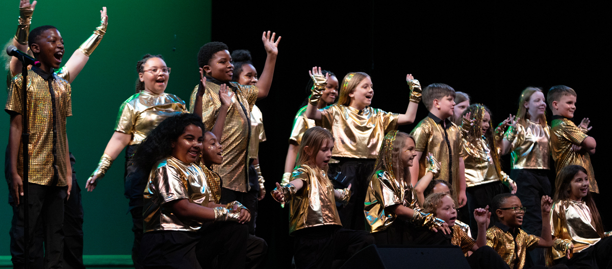 Kids Performing 